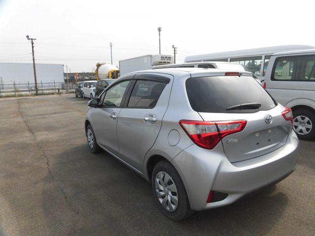 TOYOTA VITZ 2019