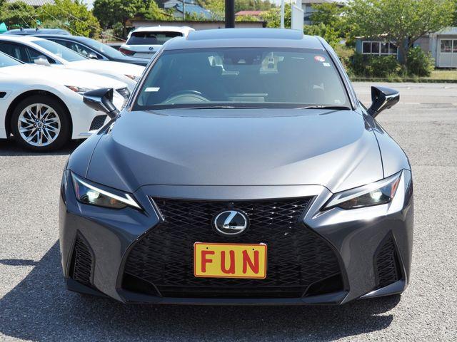 TOYOTA LEXUS IS350 2021