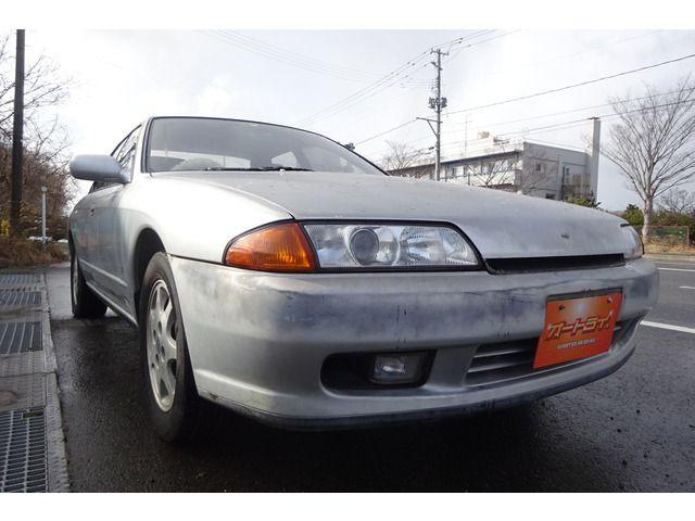 NISSAN SKYLINE 1992