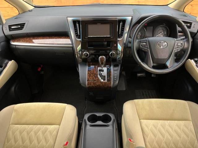 TOYOTA VELLFIRE 4WD 2019