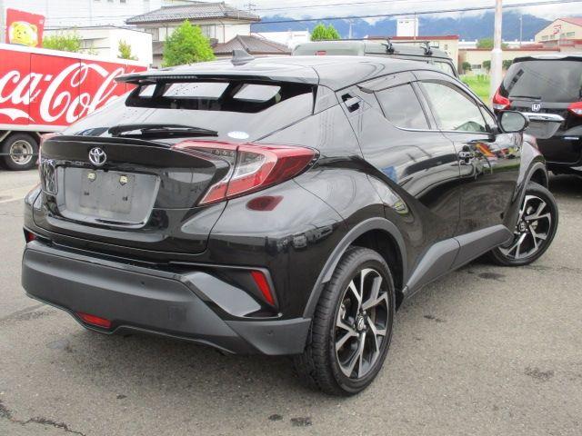 TOYOTA C-HR 4WD 2018