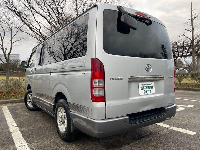 TOYOTA HIACE van 4WD 2009