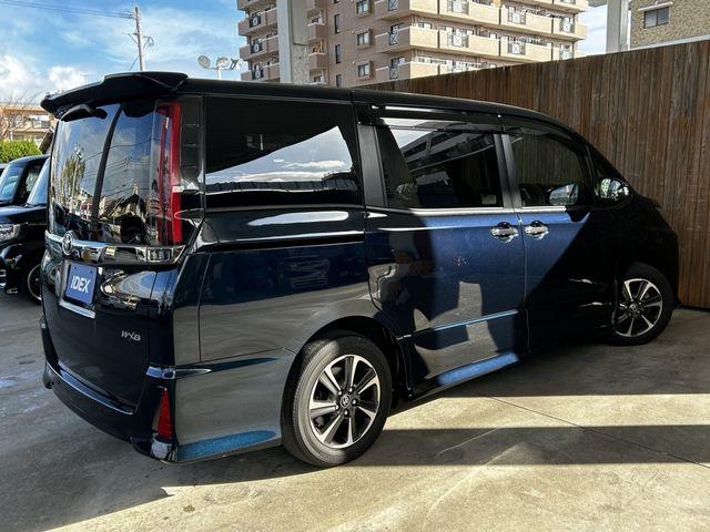 TOYOTA NOAH 2020