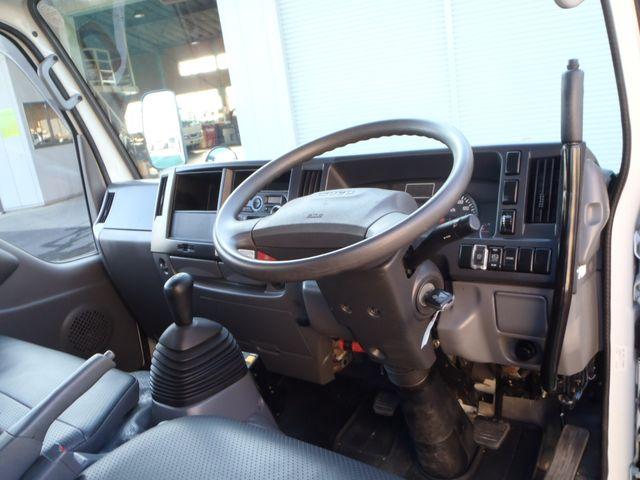 ISUZU ELF 2015