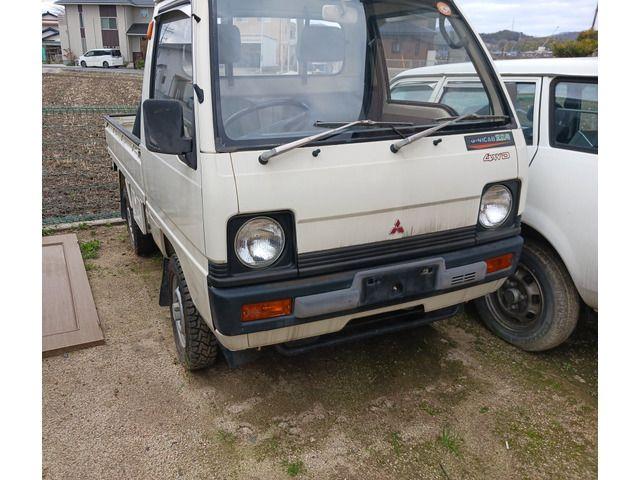 MITSUBISHI MINICAB truck 4WD 1990