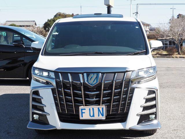 TOYOTA ALPHARD hybrid 4WD 2021