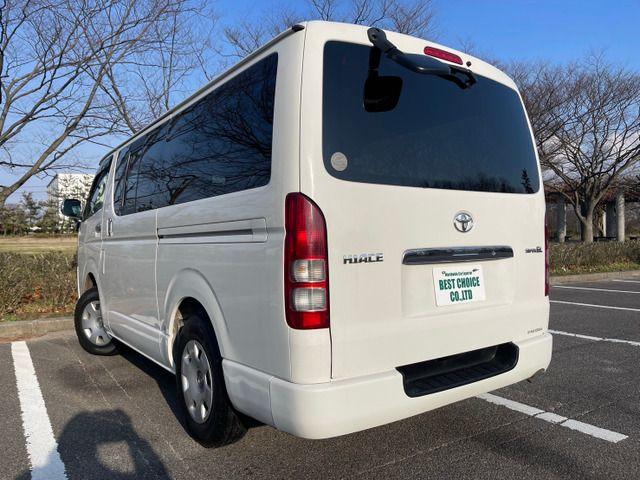 TOYOTA HIACE van 4WD 2013