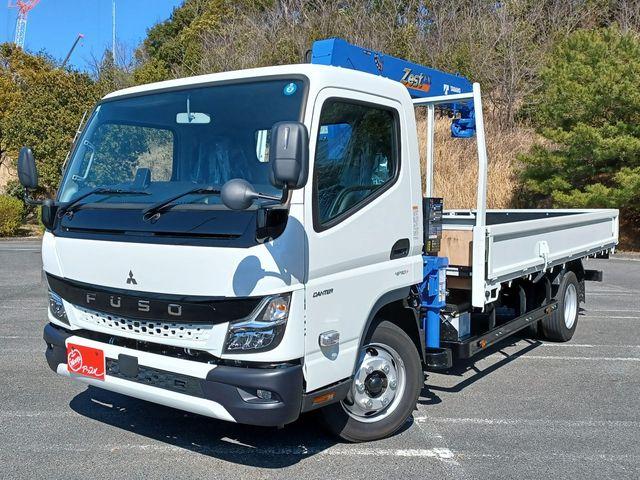 MITSUBISHI CANTER 2023