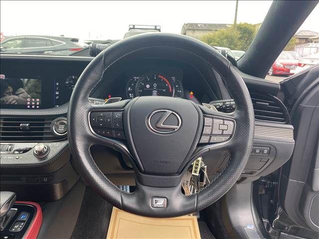 TOYOTA LEXUS LS500 2018