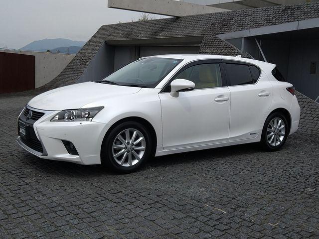 TOYOTA LEXUS CT200h 2015