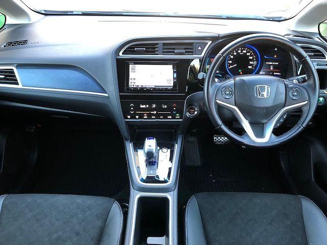 HONDA SHUTTLE HYBRID 2016