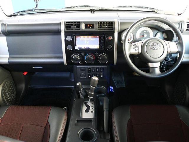 TOYOTA FJ CRUISER 4WD 2012