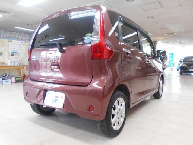 MITSUBISHI eK WAGON 2013