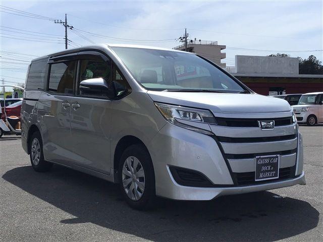 TOYOTA NOAH 2019