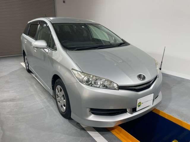 TOYOTA WISH 2013