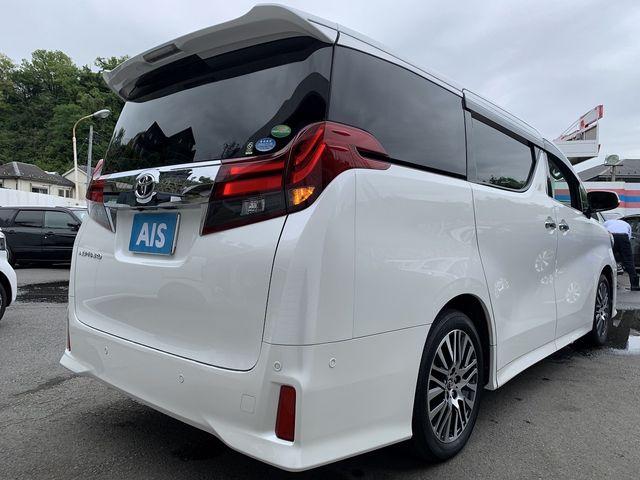 TOYOTA ALPHARD 2016