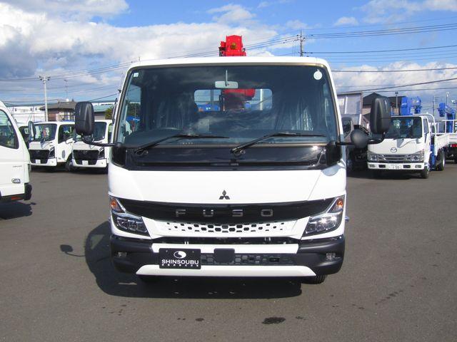 MITSUBISHI CANTER 2023