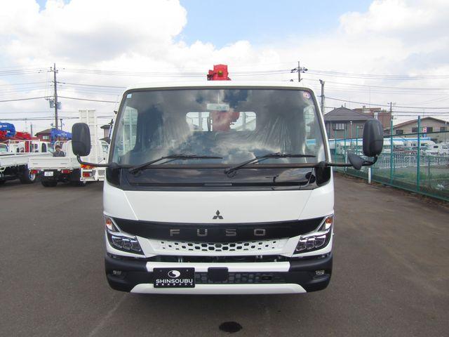 MITSUBISHI CANTER 2023