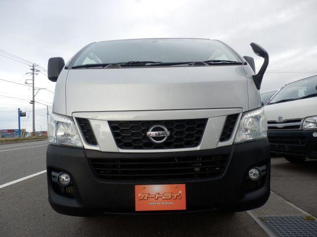 NISSAN NV350 CARAVAN 4WD 2014