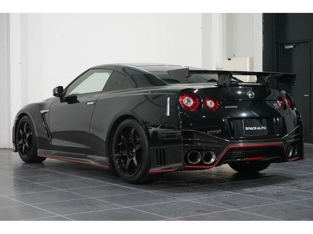 NISSAN GT-R 2014