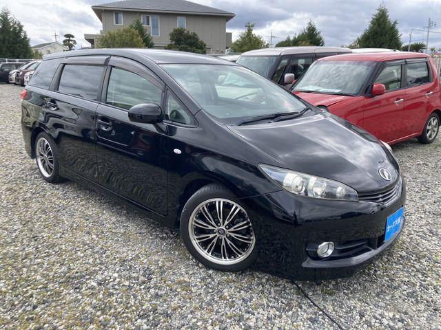 TOYOTA WISH 2010