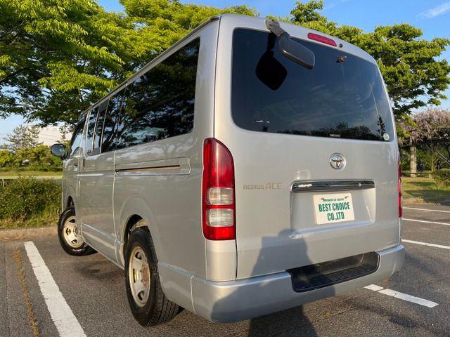 TOYOTA HIACE van 4WD 2013