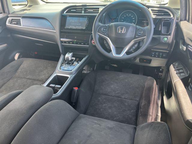 HONDA SHUTTLE HYBRID 4WD 2019