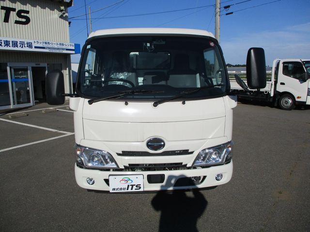 HINO DUTRO 2023