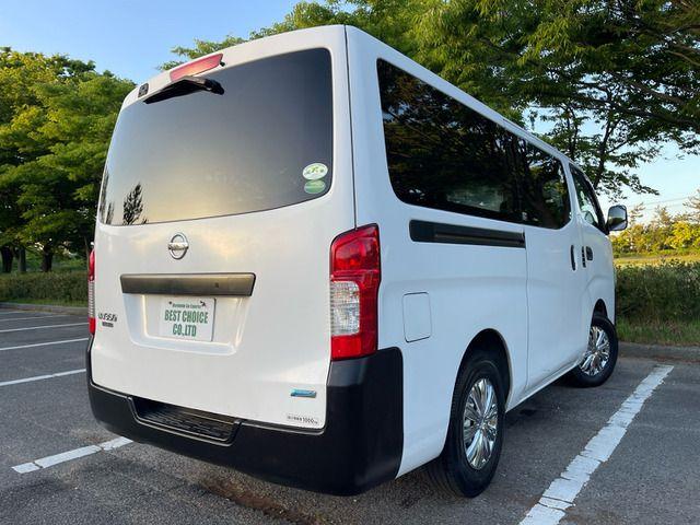 NISSAN NV350 CARAVAN 4WD 2013