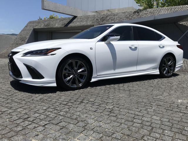 TOYOTA LEXUS ES300h 2019