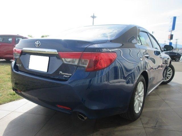 TOYOTA MARK X 2016