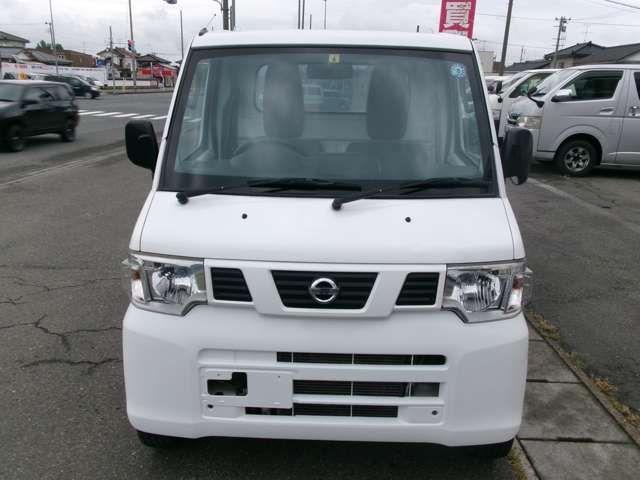 NISSAN NT100 CLIPPER 4WD 2012