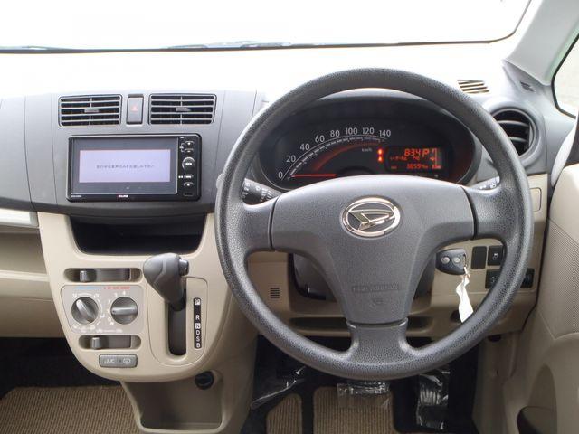 DAIHATSU MOVE 2013