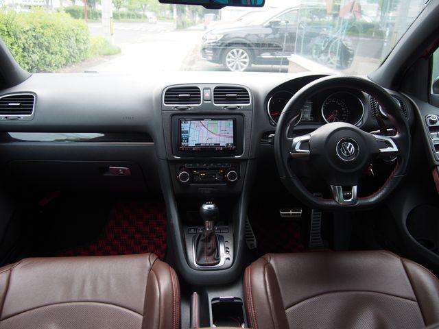 VOLKSWAGEN VOLKSWAGEN GOLF 2011