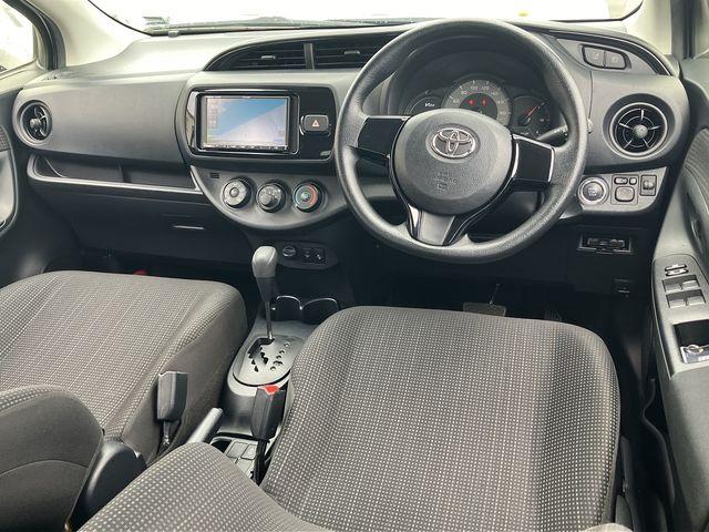 TOYOTA VITZ  4WD 2019