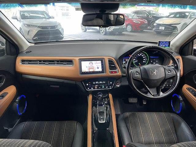 HONDA VEZEL HYBRID 2015