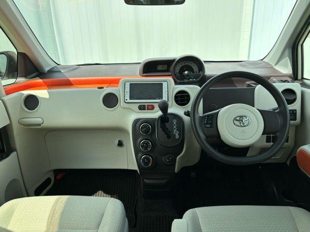 TOYOTA PORTE 2013