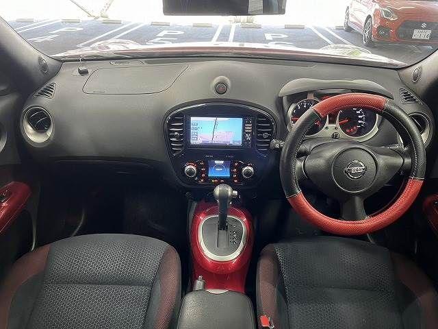 NISSAN JUKE 2011