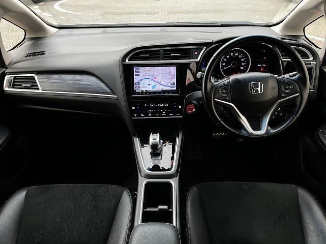 HONDA SHUTTLE HYBRID 2017