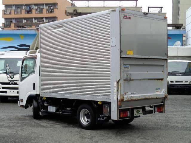 ISUZU undefined 2012