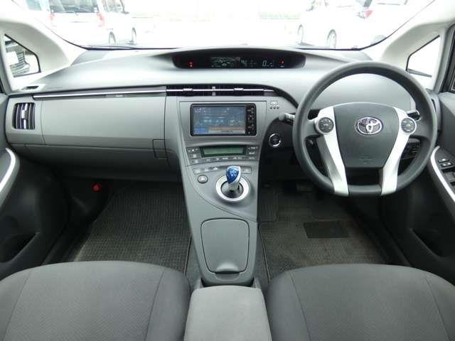 TOYOTA PRIUS 2011