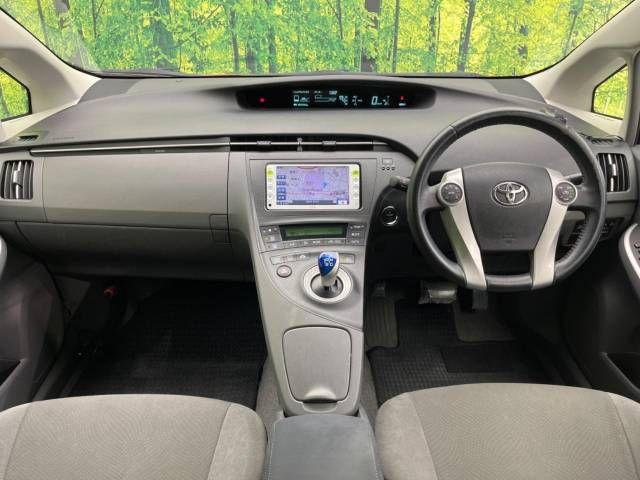 TOYOTA PRIUS 2011