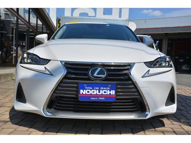 TOYOTA LEXUS IS200t 2016