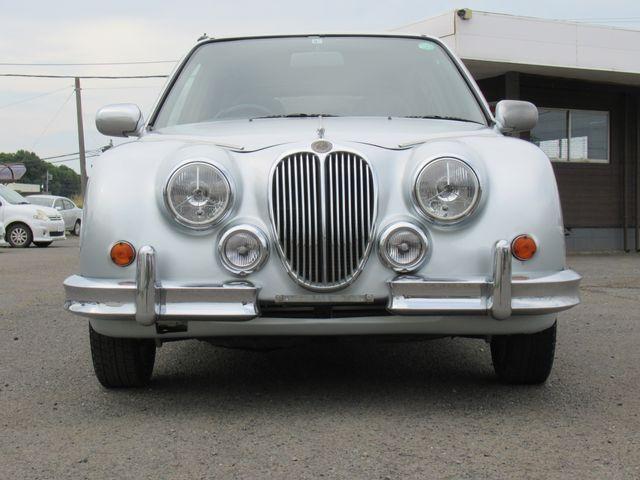 MITSUOKA VIEWT 2002