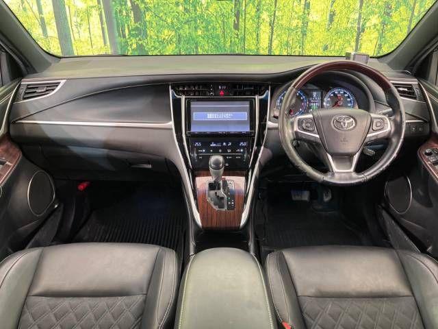 TOYOTA HARRIER 4WD 2014