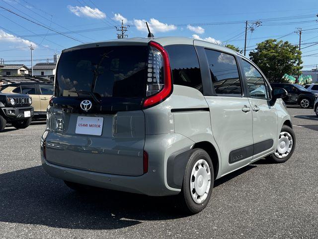 TOYOTA SIENTA 2022