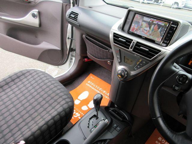 TOYOTA iQ 2009