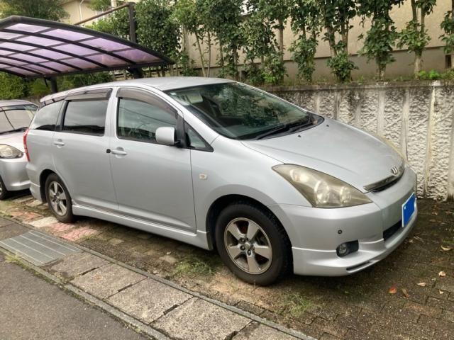 TOYOTA WISH 2005