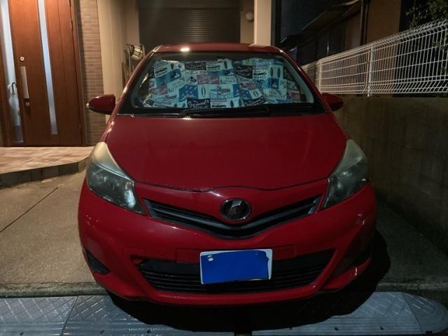 TOYOTA VITZ 2012