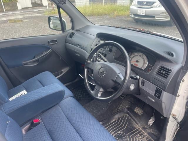 DAIHATSU MOVE 4WD 2005